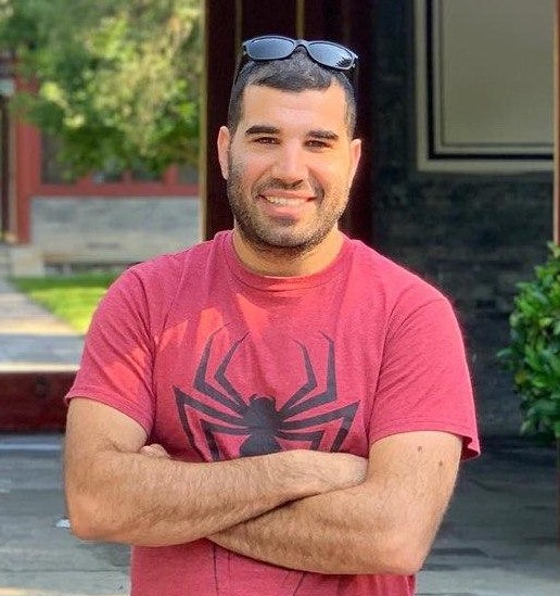 Zohar Arnon